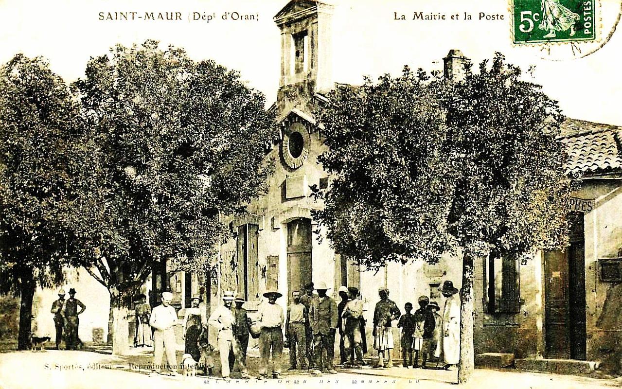 1502- Saint-Maur - La Mairie et la Poste.jpg